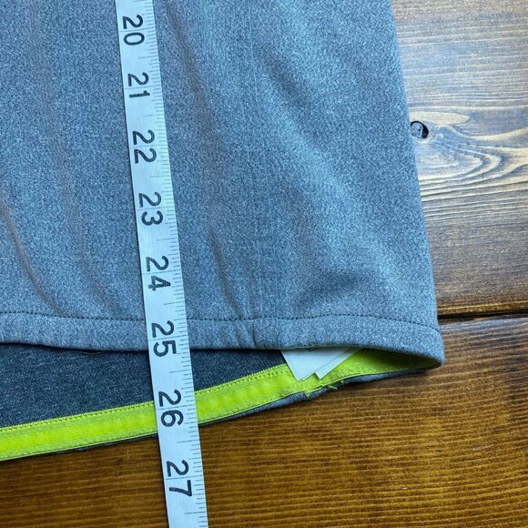 Abercrombie and Fitch men’s ¼ zip gray pullover thumb holes size Medium - Picture 10 of 11